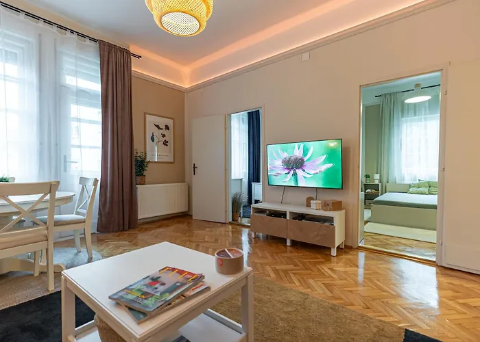 Apartment Bb Goergey I. *